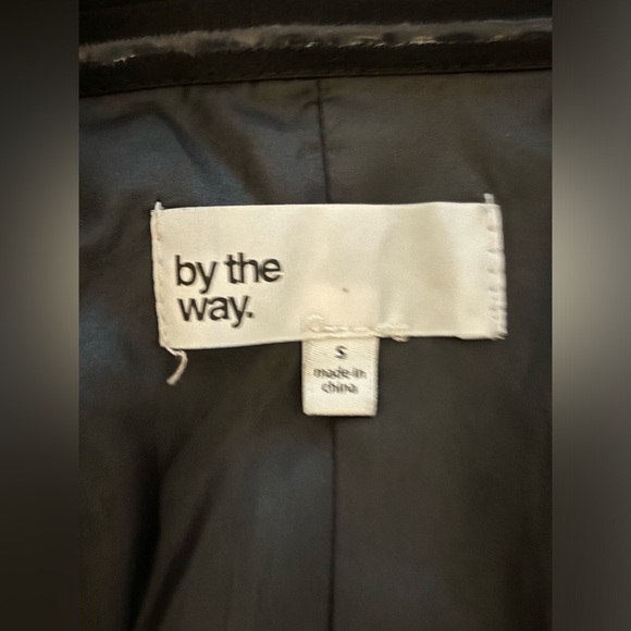 Superdown BLACK double breasted blazer top off the shoulder - Picture 4 of 5